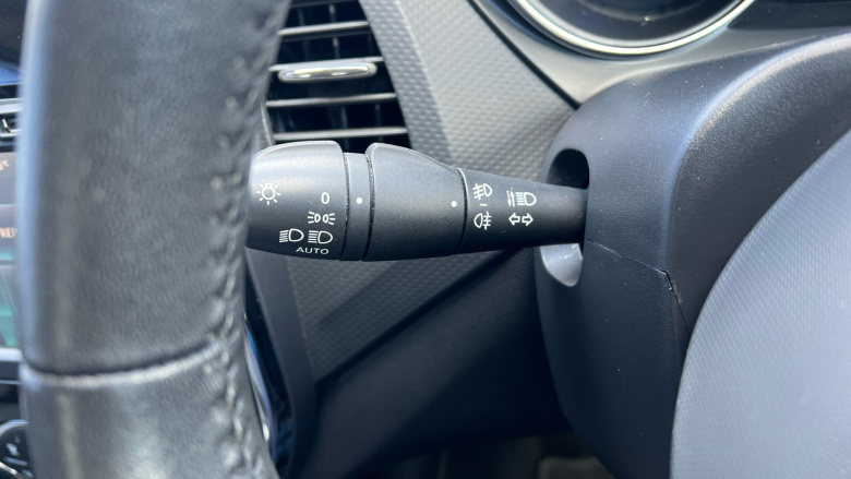 Renault Captur 1.5 dCi 90 Dynamique S Nav 5dr Auto Diesel Hatchback